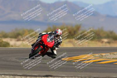 media/Oct-09-2022-SoCal Trackdays (Sun) [[95640aeeb6]]/Turn 15 (150pm)/